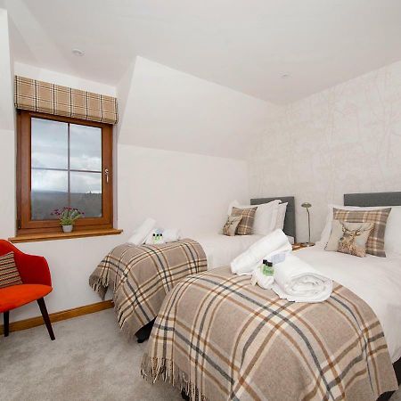 Tower Ridge Courtyard Apartment Fort William Luaran gambar